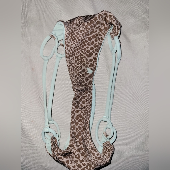 Acacia bottom - Picture 3 of 6